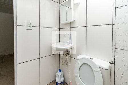 Casa para alugar com 43m², 1 quarto e sem vagaBanheiro