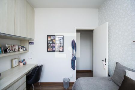 Quarto  de apartamento à venda com 2 quartos, 94m² em Funcionários, Belo Horizonte