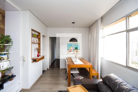 Sala de apartamento à venda com 2 quartos, 94m² em Funcionários, Belo Horizonte