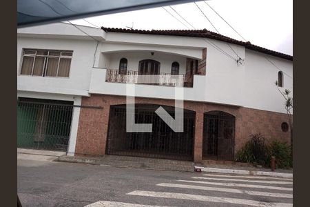 Casa à venda com 360m², 6 quartos e 3 vagasFachada