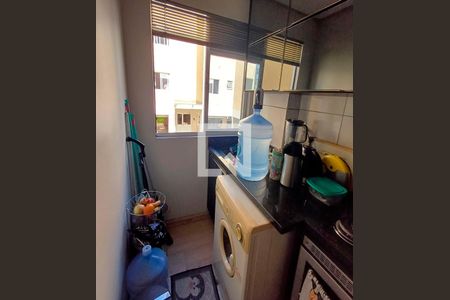 Apartamento para alugar com 50m², 2 quartos e 1 vaga Apartamento para alugar com 50m², 2 quartos e 1 vagaCozinha e Área de Serviço