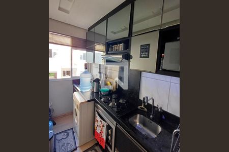Apartamento para alugar com 50m², 2 quartos e 1 vaga Apartamento para alugar com 50m², 2 quartos e 1 vagaCozinha e Área de Serviço