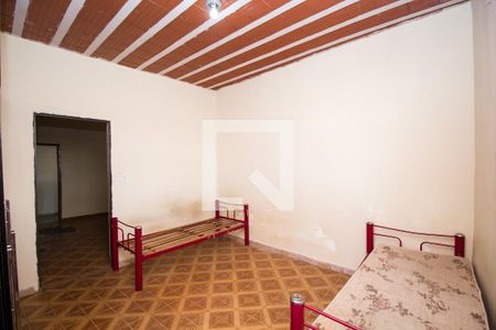 Casa à venda com 400m², 2 quartos e 5 vagasSuíte