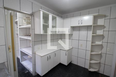 Apartamento à venda com 87m², 3 quartos e 2 vagasCozinha