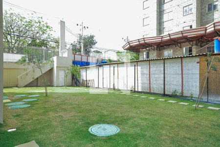 Apartamento à venda com 37m², 2 quartos e sem vagaÁrea comum