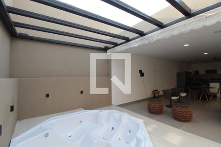 Casa à venda com 500m², 3 quartos e 4 vagasPiscina