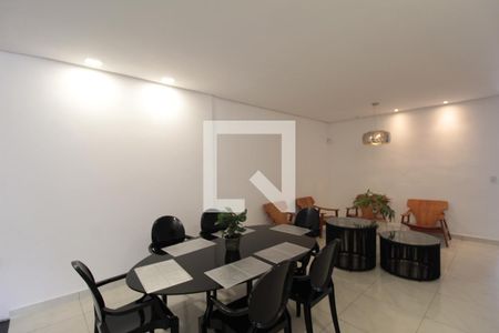 Casa à venda com 500m², 3 quartos e 4 vagasCopa