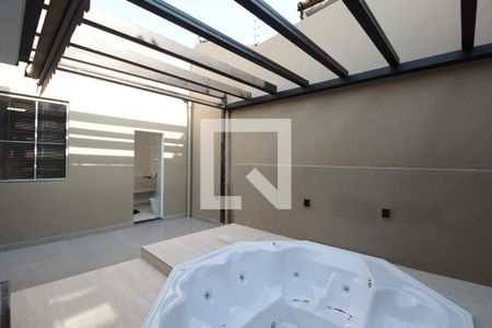 Casa à venda com 500m², 3 quartos e 4 vagasPiscina