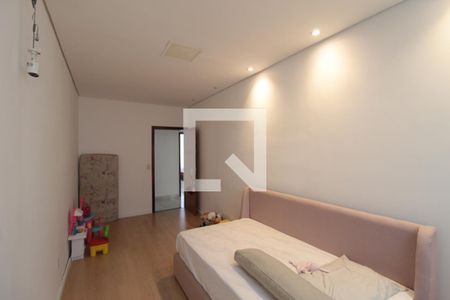 Casa à venda com 500m², 3 quartos e 4 vagasSuíte 3