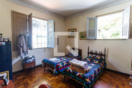 Casa para alugar com 300m², 5 quartos e 3 vagas Casa para alugar com 300m², 5 quartos e 3 vagasQuarto 2