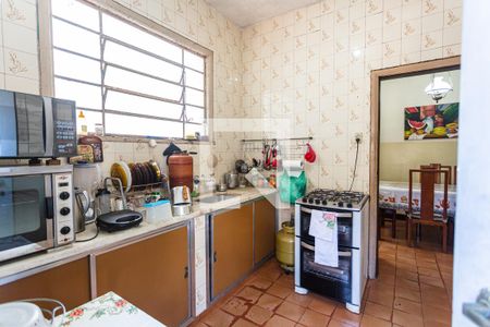 Casa para alugar com 300m², 5 quartos e 3 vagas Casa para alugar com 300m², 5 quartos e 3 vagasCozinha