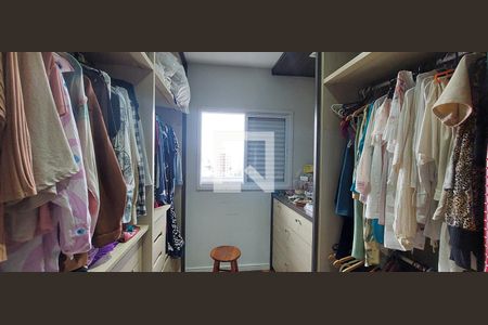 Apartamento à venda com 160m², 2 quartos e 2 vagasCloset Quarto 1 suíte