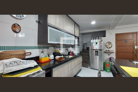 Apartamento à venda com 160m², 2 quartos e 2 vagasCozinha