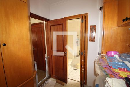 Apartamento para alugar com 207m², 4 quartos e 4 vagasÁrea de Serviço - Quarto