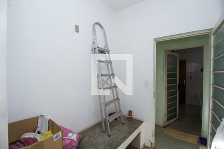 Casa à venda com 200m², 4 quartos e 4 vagas Casa à venda com 200m², 4 quartos e 4 vagasBanheiro