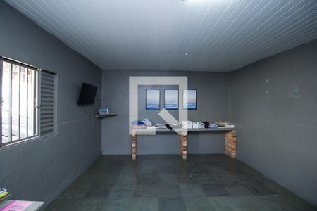 Casa à venda com 200m², 4 quartos e 4 vagas Casa à venda com 200m², 4 quartos e 4 vagasQuarto