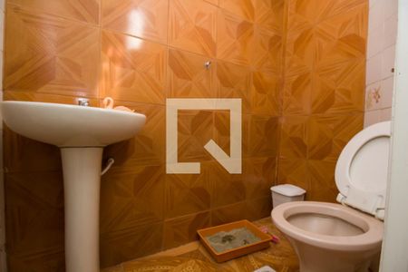 Casa à venda com 200m², 4 quartos e 4 vagas Casa à venda com 200m², 4 quartos e 4 vagasBanheiro