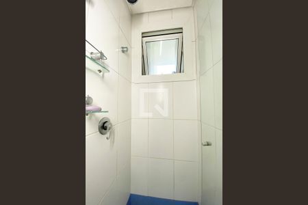 Casa à venda com 160m², 3 quartos e 2 vagasBanheiro