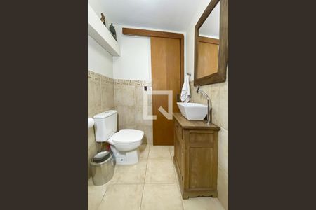 Casa à venda com 160m², 3 quartos e 2 vagasLavabo