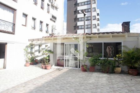 Apartamento à venda com 310m², 3 quartos e 3 vagasPátio