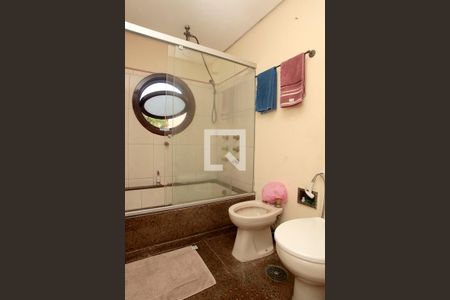 Apartamento à venda com 310m², 3 quartos e 3 vagasBanheiro Quarto 1 Suíte