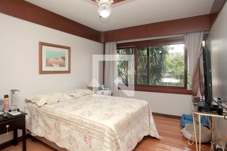 Apartamento à venda com 310m², 3 quartos e 3 vagasQuarto 1 Suíte