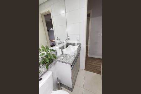 Apartamento para alugar com 60m², 2 quartos e sem vagaBanheiro
