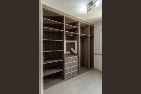 Apartamento para alugar com 71m², 2 quartos e 2 vagasCloset
