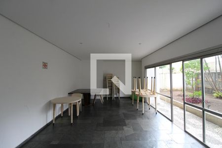Apartamento à venda com 47m², 1 quarto e 1 vagaÁrea Comum - Salão de Festas