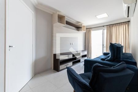 Sala de apartamento para alugar com 3 quartos, 80m² em Vila Gumercindo, São Paulo