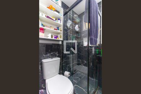 Apartamento à venda com 68m², 2 quartos e 1 vagaBanheiro Social