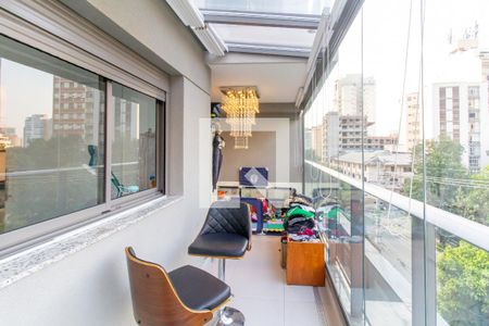 Apartamento à venda com 68m², 2 quartos e 1 vagaVaranda