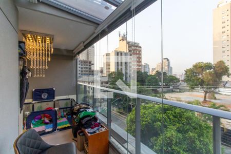 Apartamento à venda com 68m², 2 quartos e 1 vagaVaranda