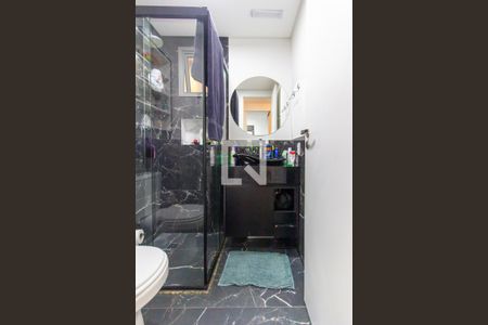 Apartamento à venda com 68m², 2 quartos e 1 vagaBanheiro Social