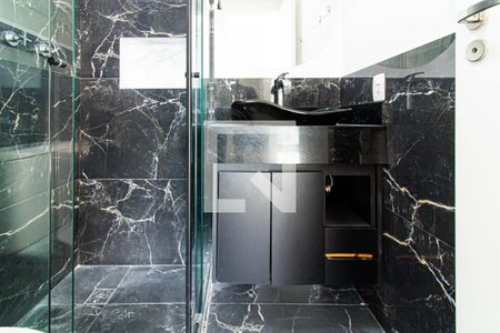 Banheiro de apartamento à venda com 1 quarto, 68m² em Perdizes, São Paulo