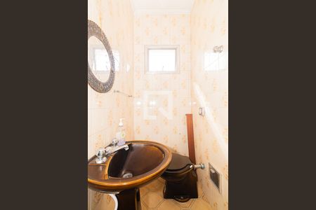 Casa à venda com 145m², 3 quartos e 2 vagasLavabo