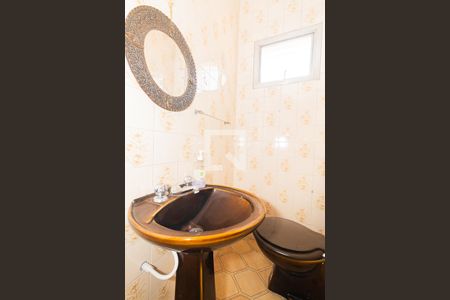 Casa à venda com 145m², 3 quartos e 2 vagasLavabo