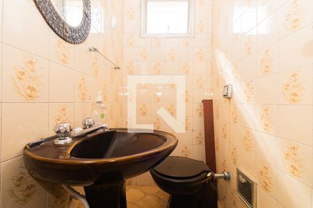 Casa à venda com 145m², 3 quartos e 2 vagasLavabo