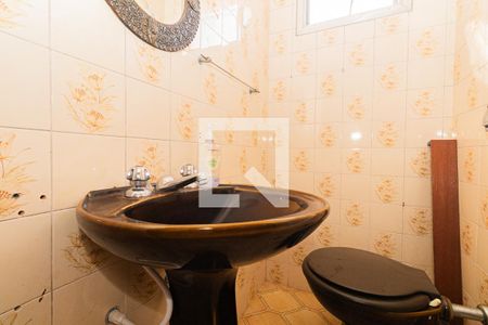 Casa à venda com 145m², 3 quartos e 2 vagasLavabo