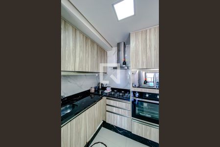 Apartamento à venda com 74m², 2 quartos e 2 vagasCozinha