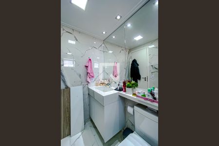 Apartamento à venda com 74m², 2 quartos e 2 vagasQuarto 2 - Suíte