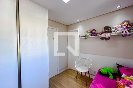 Apartamento à venda com 74m², 2 quartos e 2 vagasQuarto 2 - Suíte