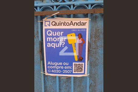 Casa à venda com 250m², 6 quartos e 3 vagas Casa à venda com 250m², 6 quartos e 3 vagasPlaca