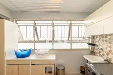 Apartamento para alugar com 102m², 3 quartos e 1 vagaÁrea de Serviço