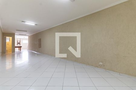 Casa à venda com 125m², 3 quartos e 2 vagas Casa à venda com 125m², 3 quartos e 2 vagasÁrea comum