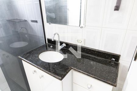 Casa à venda com 125m², 3 quartos e 2 vagas Casa à venda com 125m², 3 quartos e 2 vagasBanheiro da Suíte