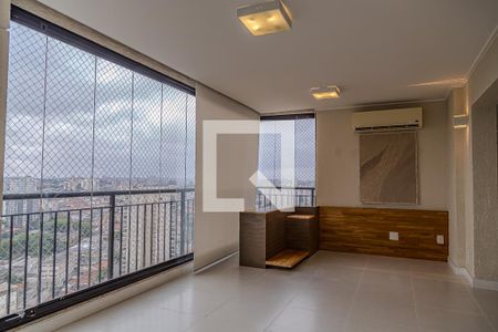 Apartamento à venda com 130m², 2 quartos e 3 vagasvaranda