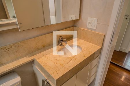 Apartamento à venda com 130m², 2 quartos e 3 vagasBanheiro da Suíte - Pia