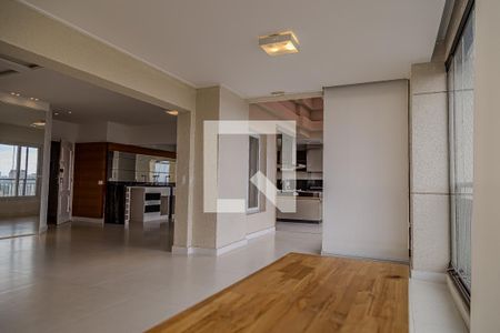 Apartamento à venda com 130m², 2 quartos e 3 vagasVaranda