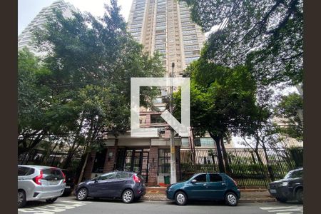 Apartamento à venda com 130m², 2 quartos e 3 vagasFachada